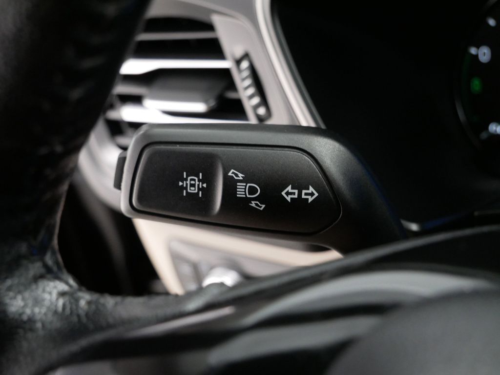 Thumbnail: 2021 Ford Escape - 26