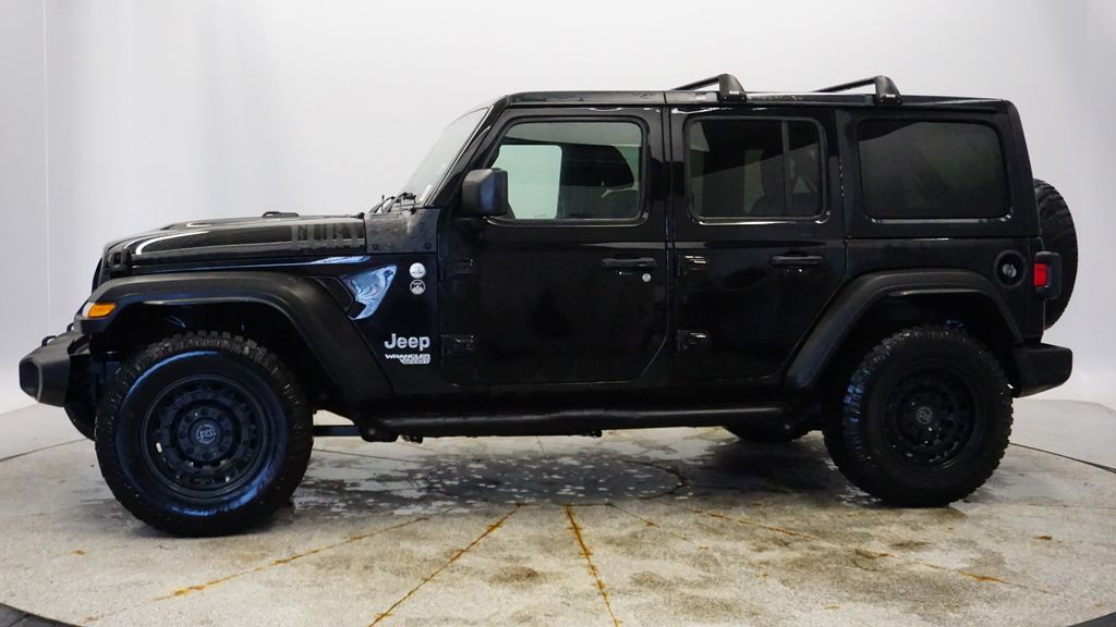 Thumbnail: 2019 Jeep Wrangler - 2