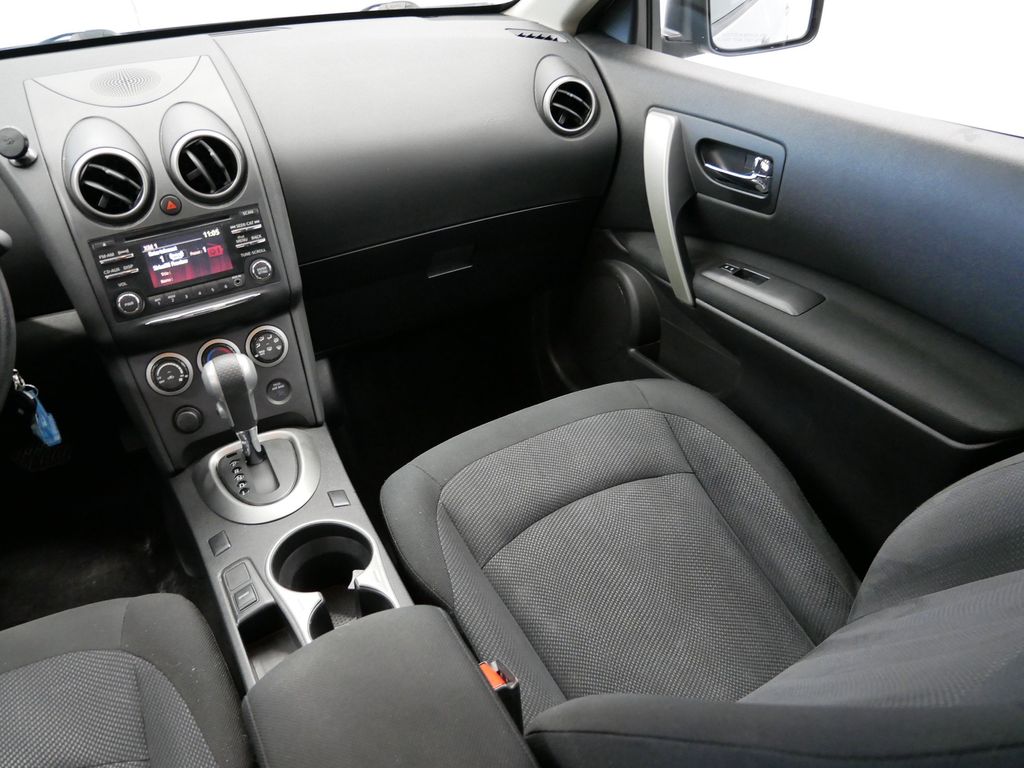 Thumbnail: 2014 Nissan Rogue - 12