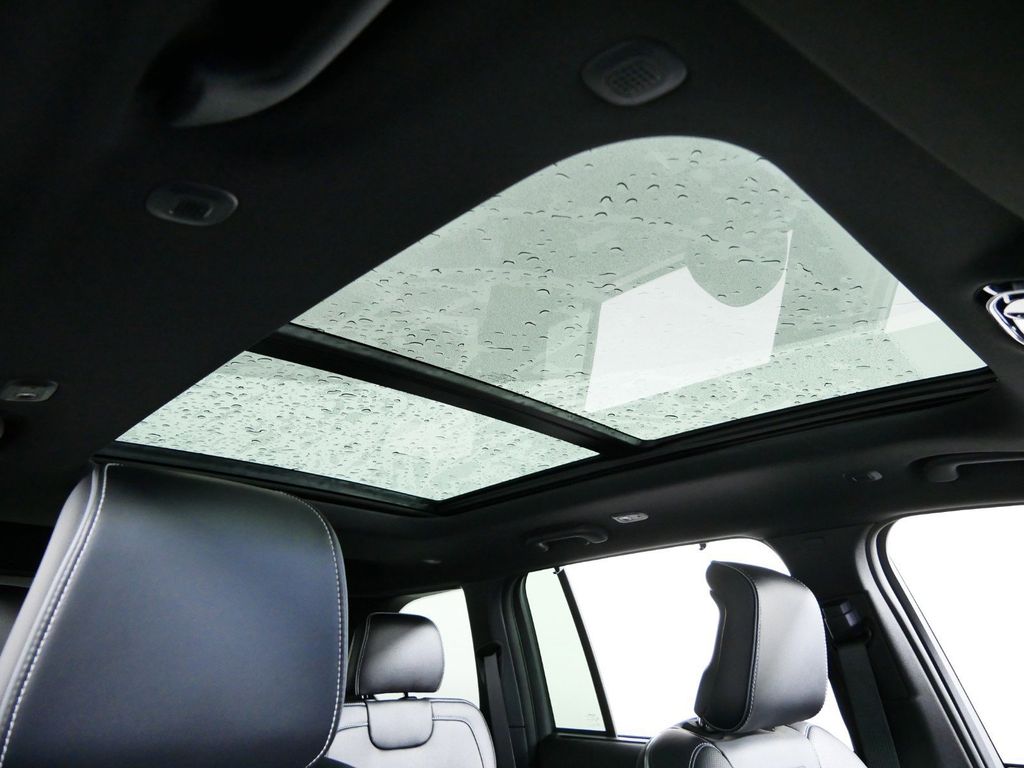 Thumbnail: 2025 Jeep Grand Cherokee - 22