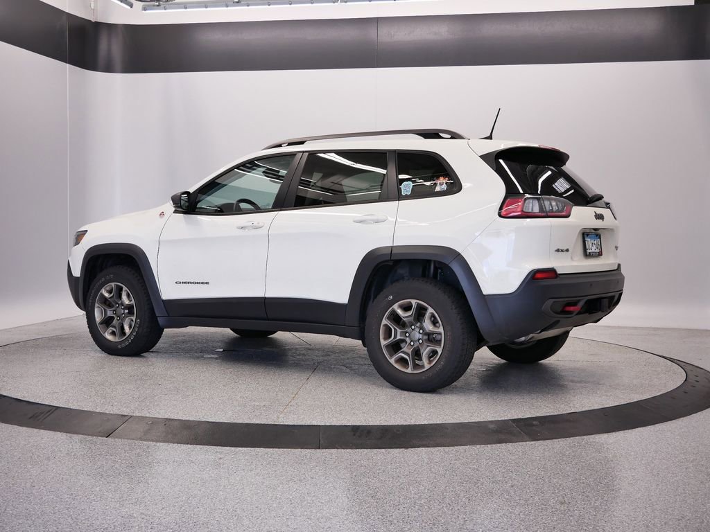 Thumbnail: 2019 Jeep Cherokee - 3