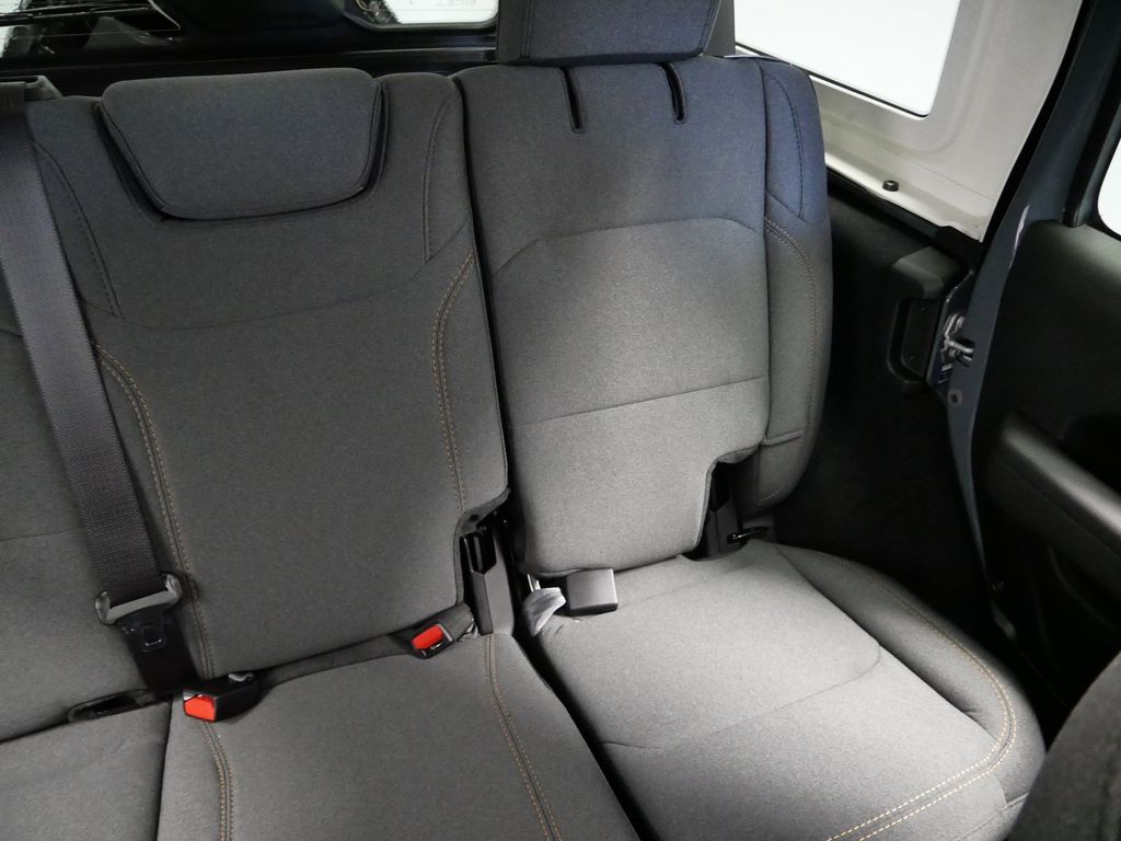 Thumbnail: 2026 Jeep Wrangler - 19