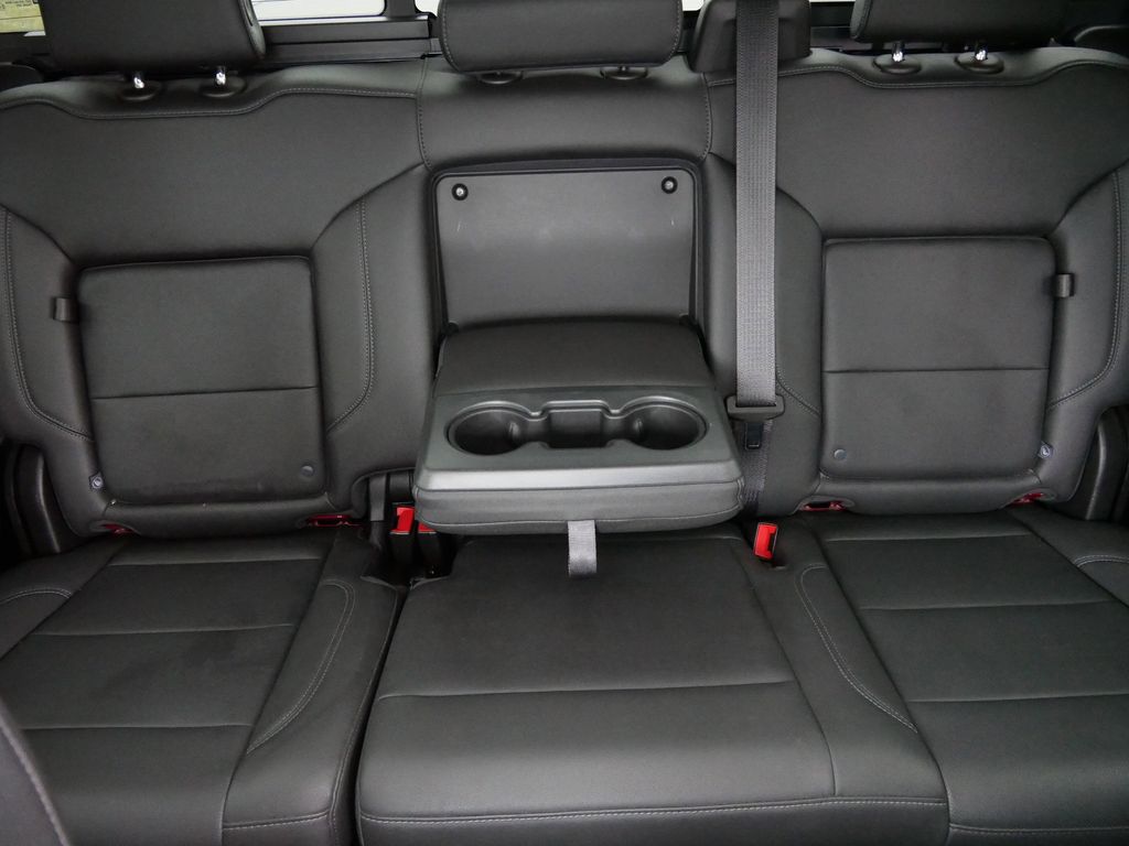 Thumbnail: 2022 GMC Sierra 1500 - 21