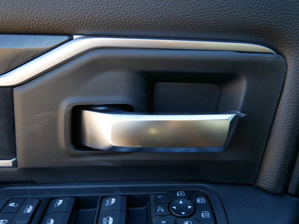 Thumbnail: 2026 RAM 3500 - 33