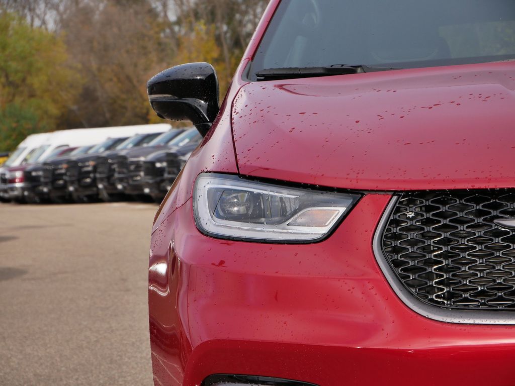 Thumbnail: 2026 Chrysler Pacifica - 50