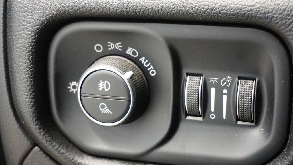 Thumbnail: 2020 RAM 1500 - 30