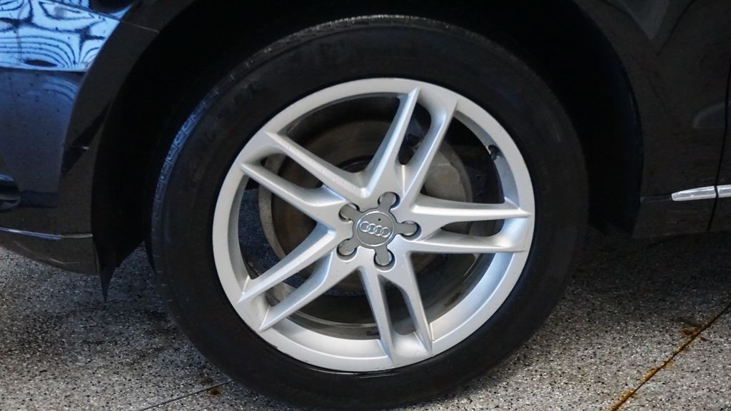 Thumbnail: 2017 Audi Q5 - 13