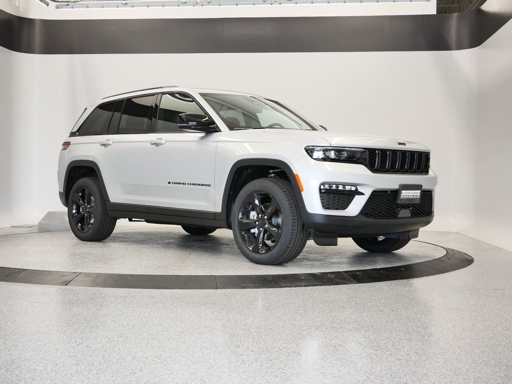 Thumbnail: 2025 Jeep Grand Cherokee - 47