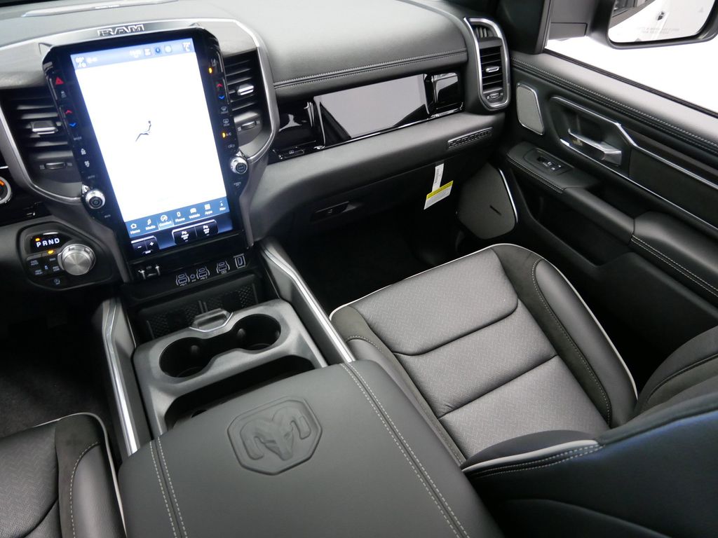 Thumbnail: 2026 RAM 1500 - 18