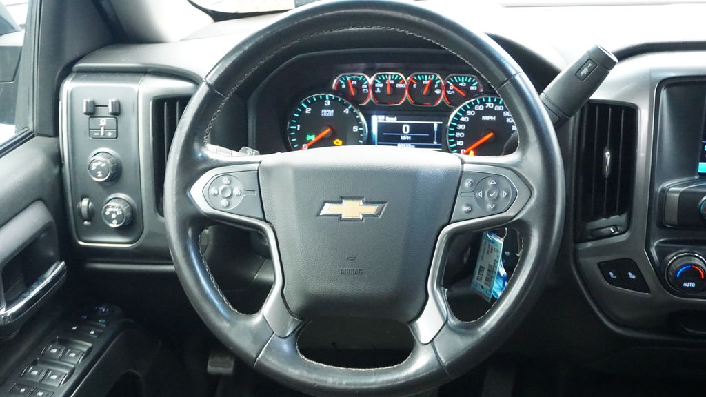 Thumbnail: 2017 Chevrolet Silverado 1500 - 26