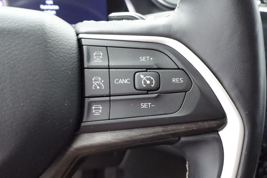 Thumbnail: 2021 Jeep Grand Cherokee L - 34
