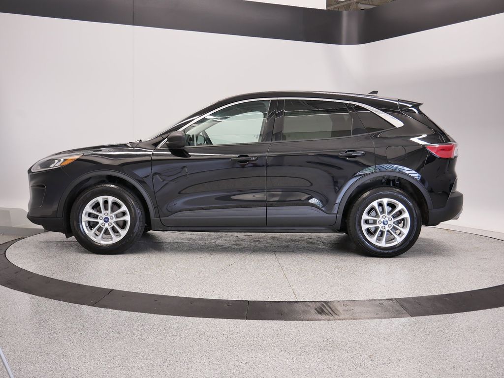 Thumbnail: 2022 Ford Escape - 41