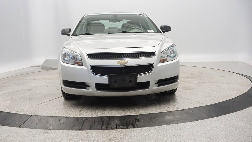 Thumbnail: 2012 Chevrolet Malibu - 10