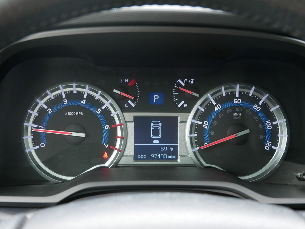 Thumbnail: 2019 Toyota 4Runner - 37