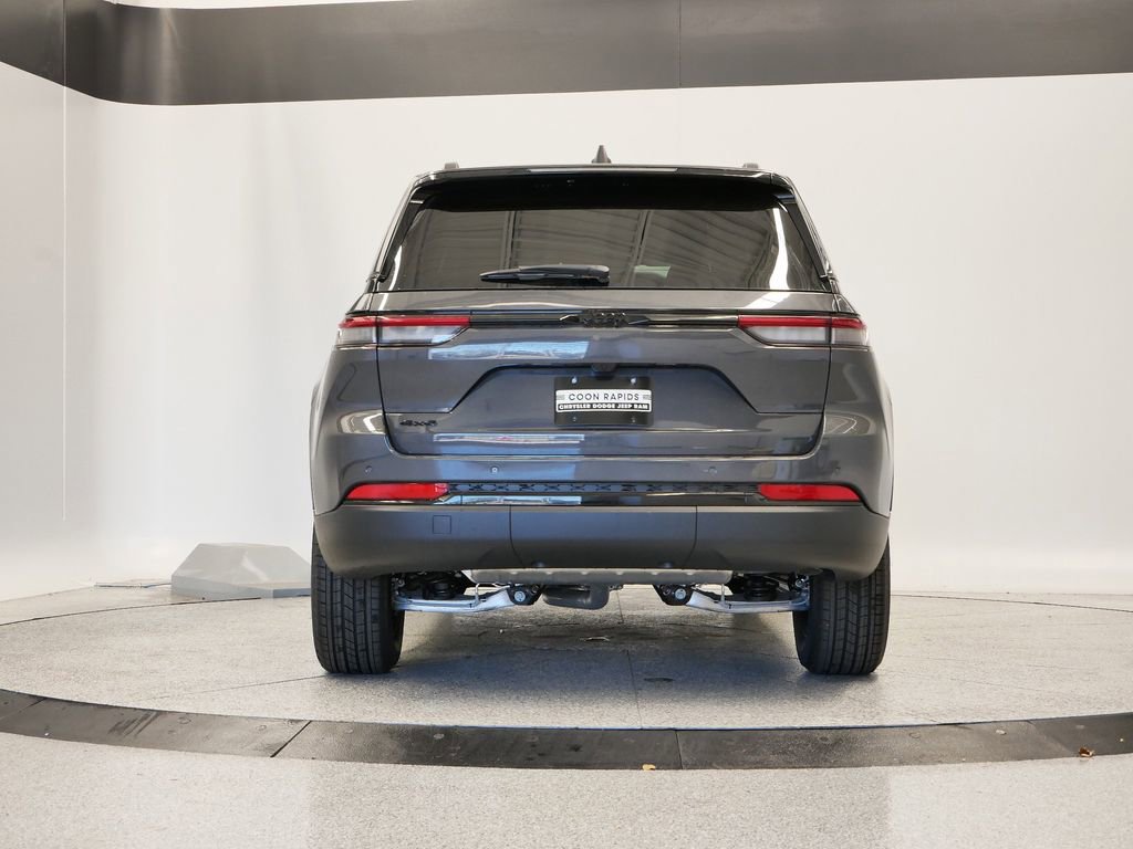 Thumbnail: 2025 Jeep Grand Cherokee - 44