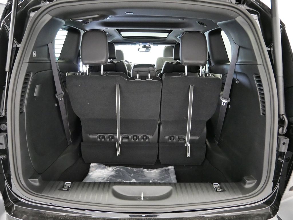 Thumbnail: 2026 Chrysler Pacifica - 12