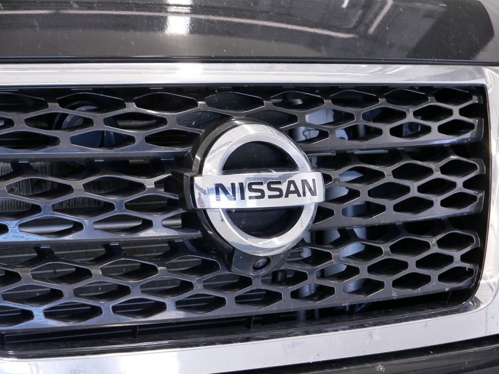Thumbnail: 2017 Nissan Armada - 13