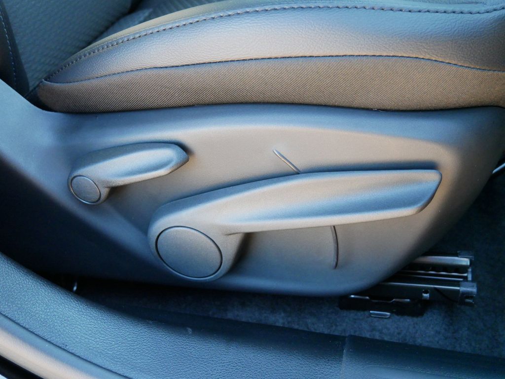 Thumbnail: 2026 Jeep Compass - 23