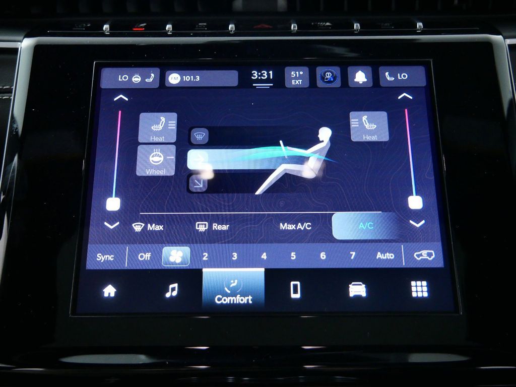 2024 Jeep Grand Cherokee Altitude 42