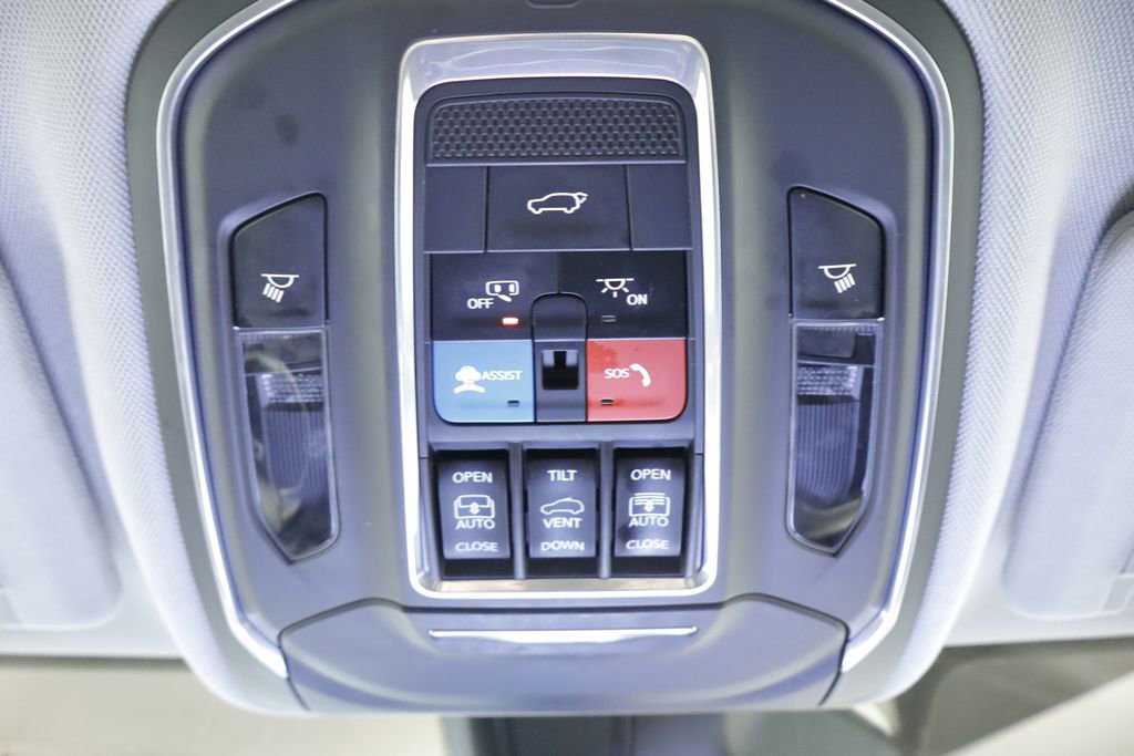 Thumbnail: 2022 Jeep Grand Cherokee - 39