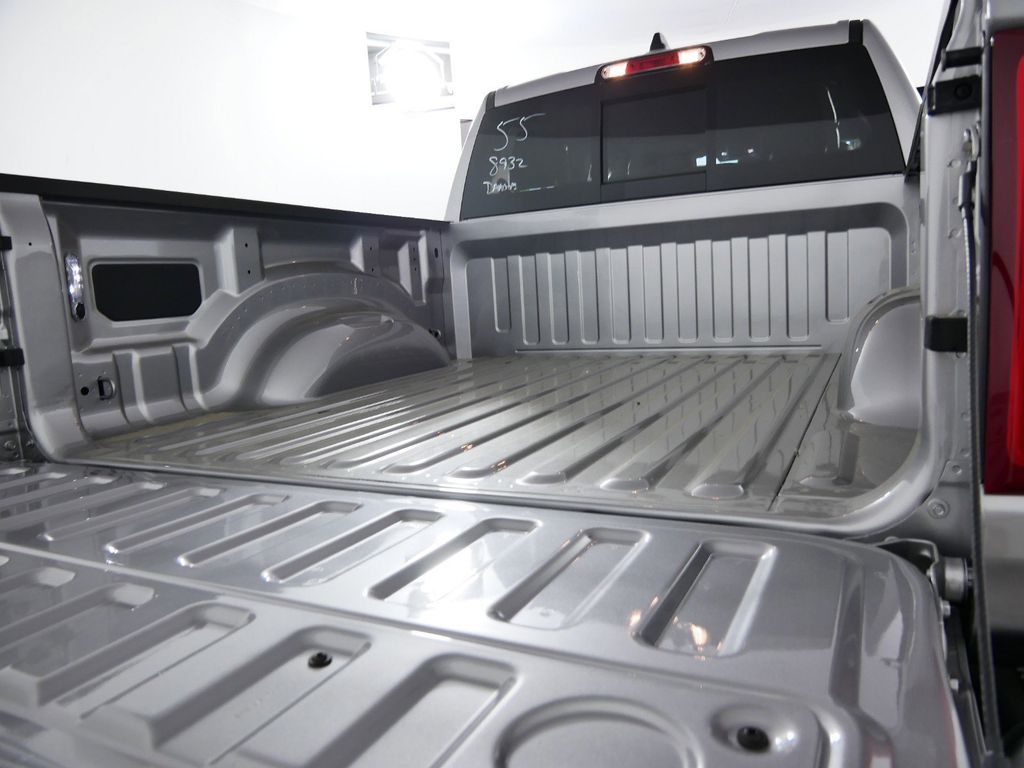 Thumbnail: 2025 RAM 1500 - 23