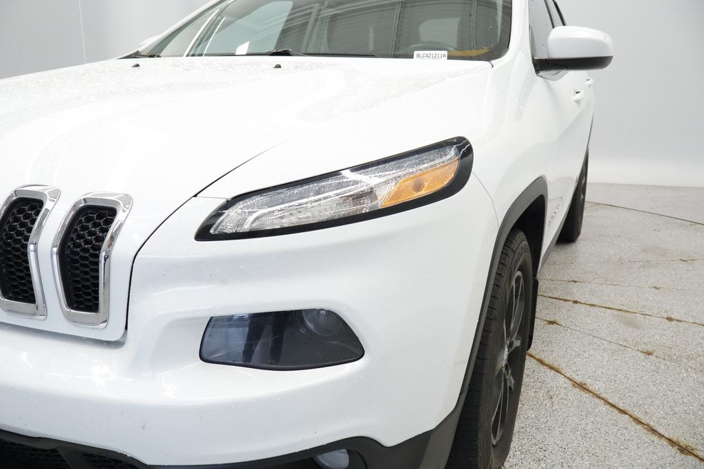 Thumbnail: 2014 Jeep Cherokee - 13