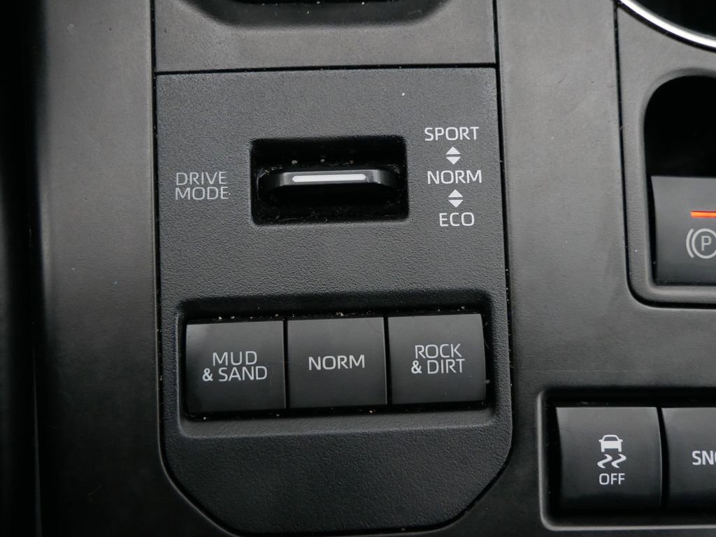 Thumbnail: 2021 Toyota Highlander - 49