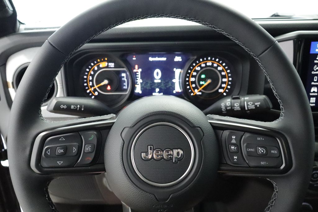 Thumbnail: 2026 Jeep Wrangler - 27