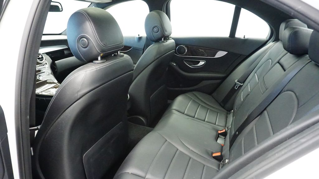 Thumbnail: 2018 Mercedes-Benz C-Class - 16