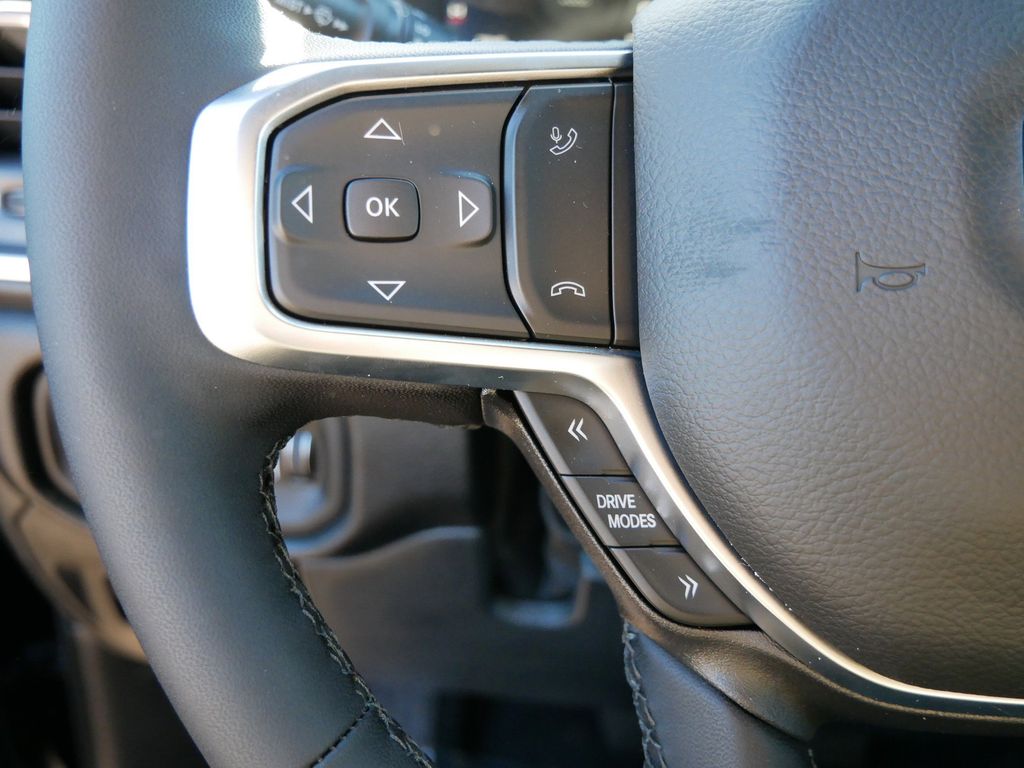 Thumbnail: 2026 RAM 1500 - 38