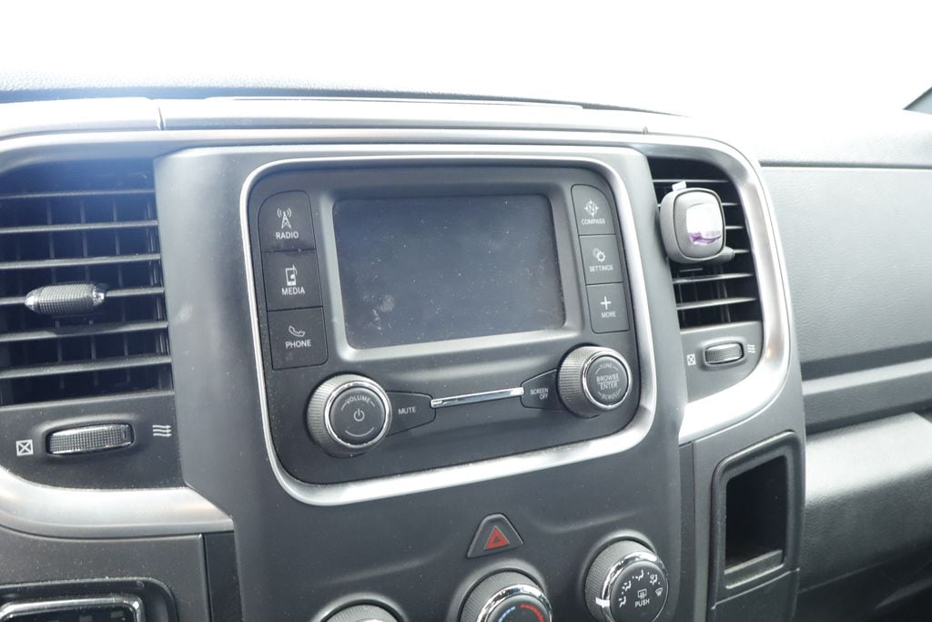 Thumbnail: 2021 RAM 1500 Classic - 29