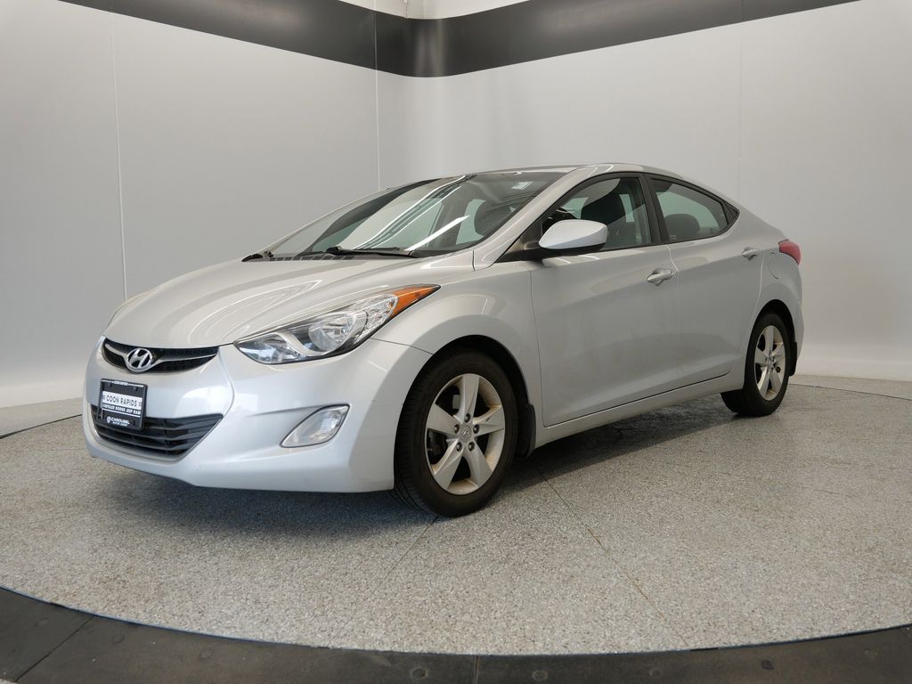Thumbnail: 2013 Hyundai Elantra - 13