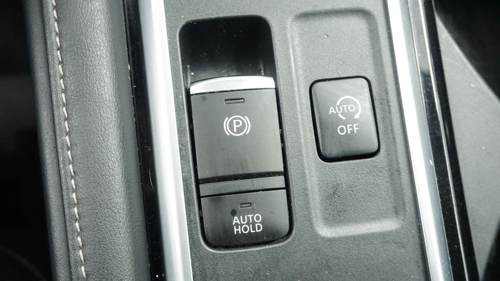 Thumbnail: 2023 Nissan Pathfinder - 42