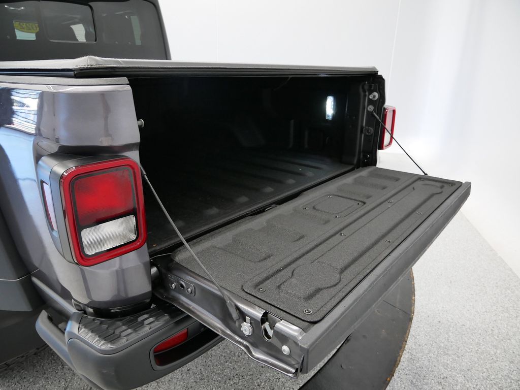 Thumbnail: 2022 Jeep Gladiator - 9