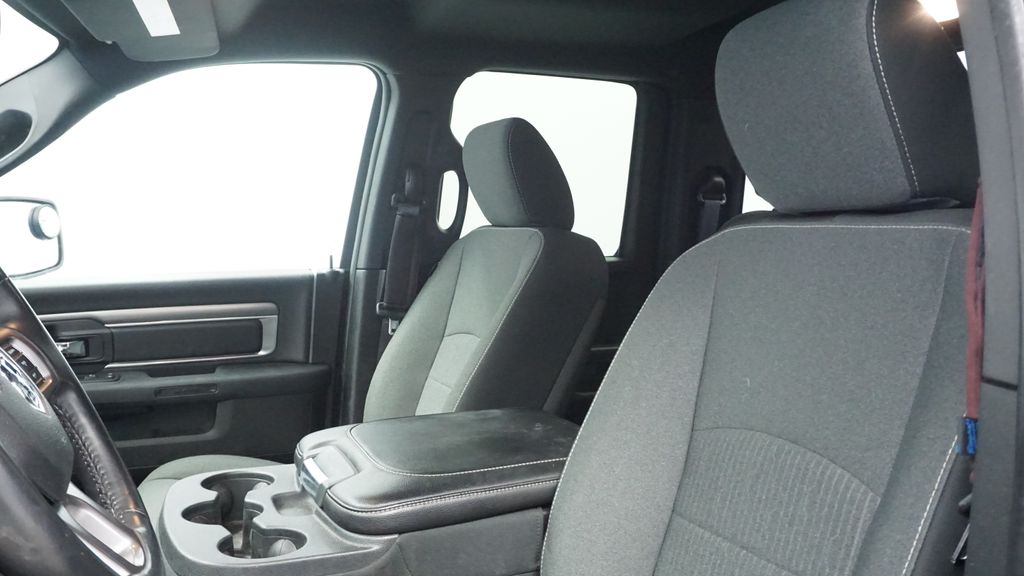 Thumbnail: 2022 RAM 1500 Classic - 27