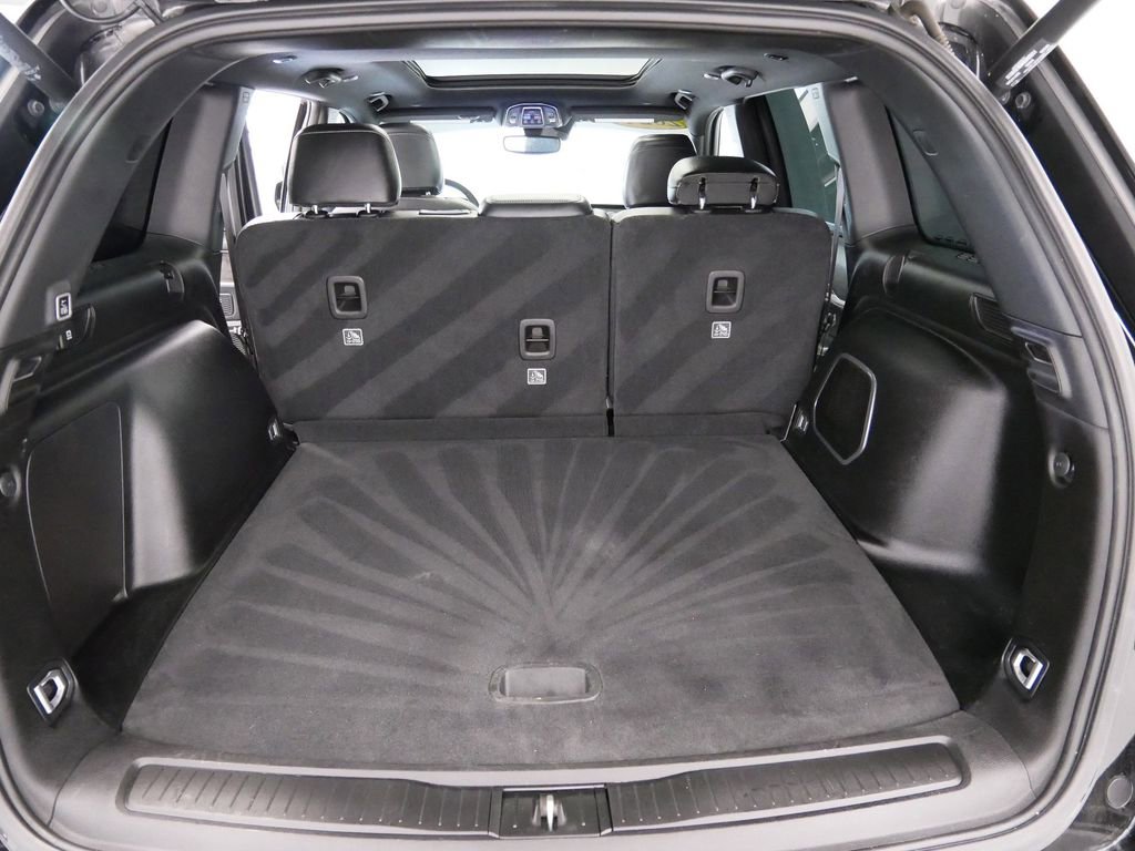 Thumbnail: 2024 Jeep Grand Cherokee - 9