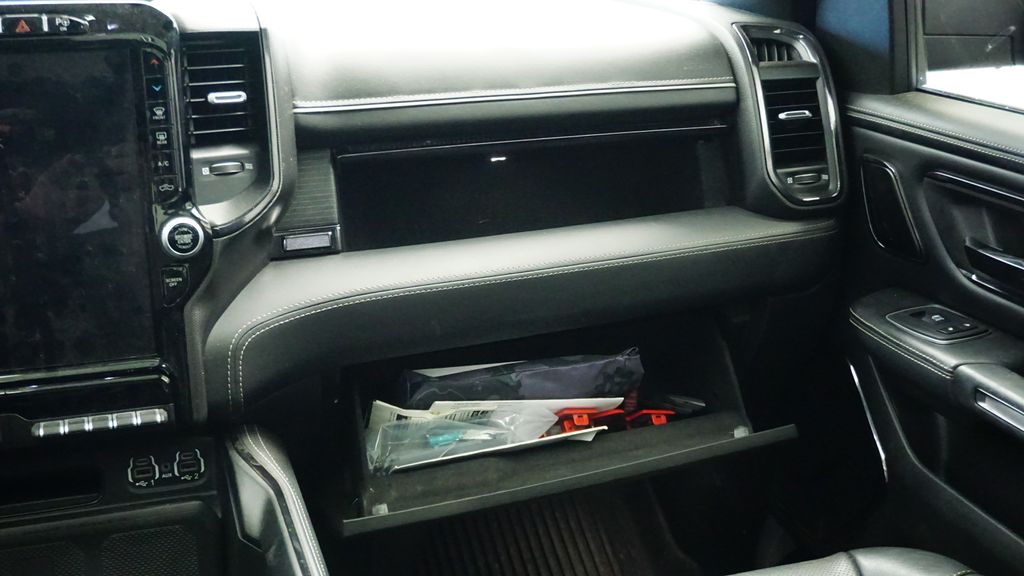 Thumbnail: 2022 RAM 1500 - 25