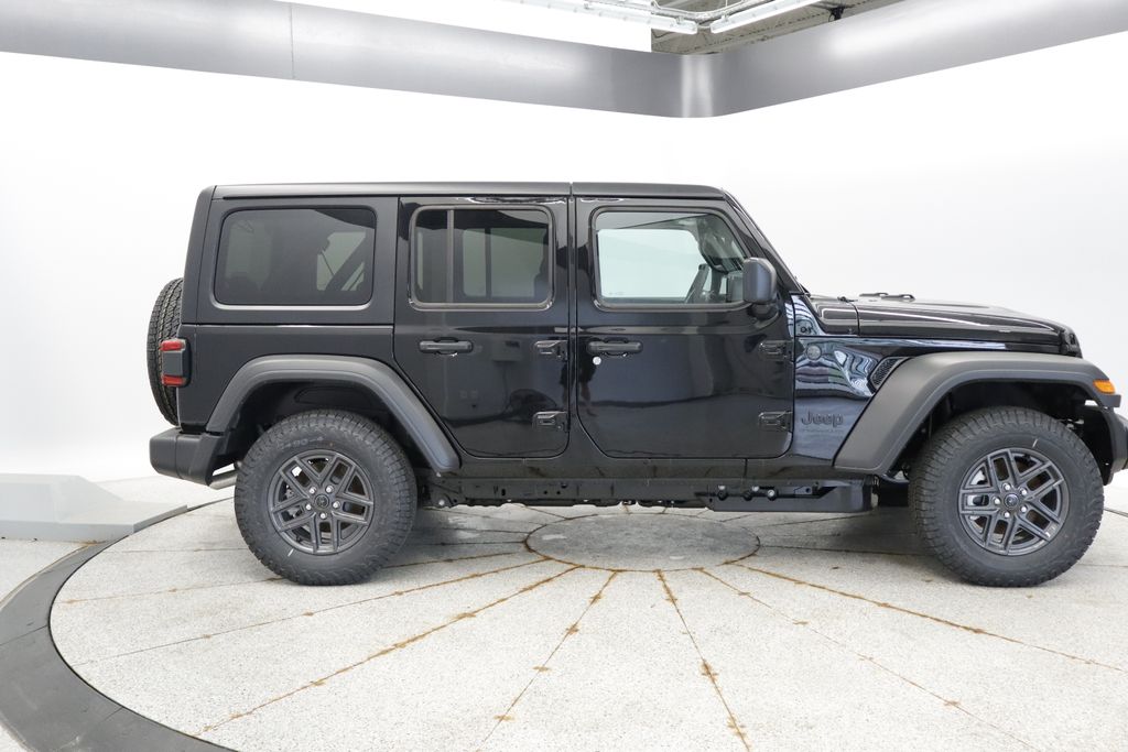 Thumbnail: 2026 Jeep Wrangler - 8