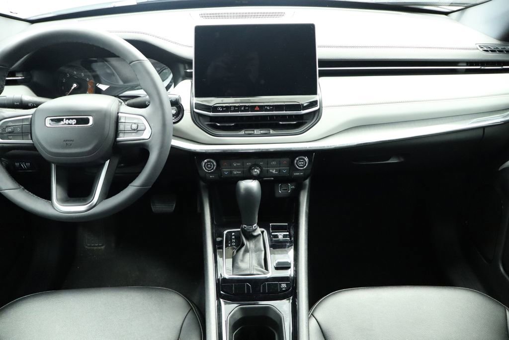 Thumbnail: 2024 Jeep Compass - 28