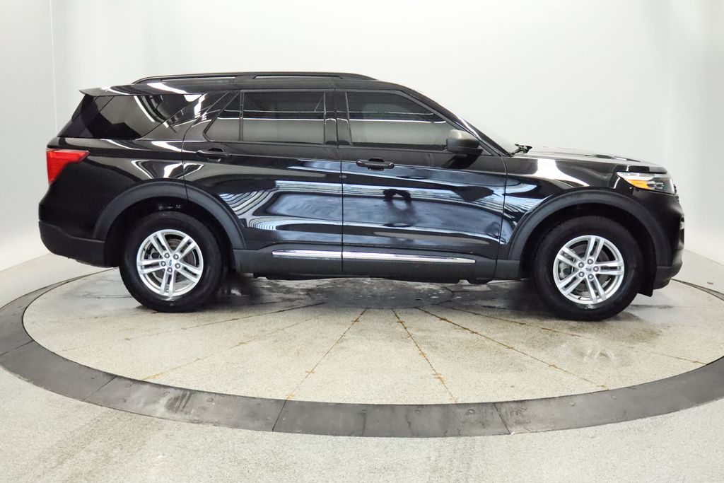 Thumbnail: 2023 Ford Explorer - 8