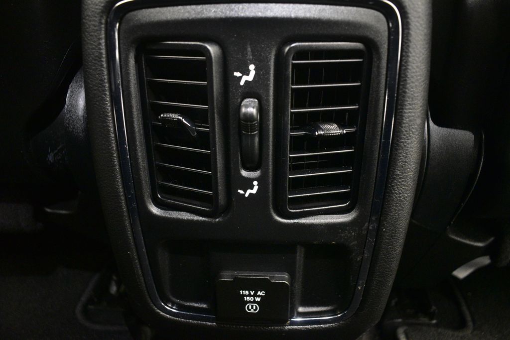 Thumbnail: 2021 Jeep Grand Cherokee - 29