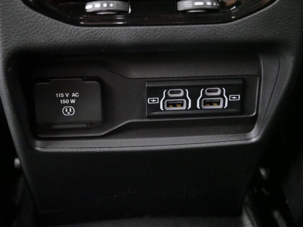 Thumbnail: 2025 Jeep Grand Cherokee - 21