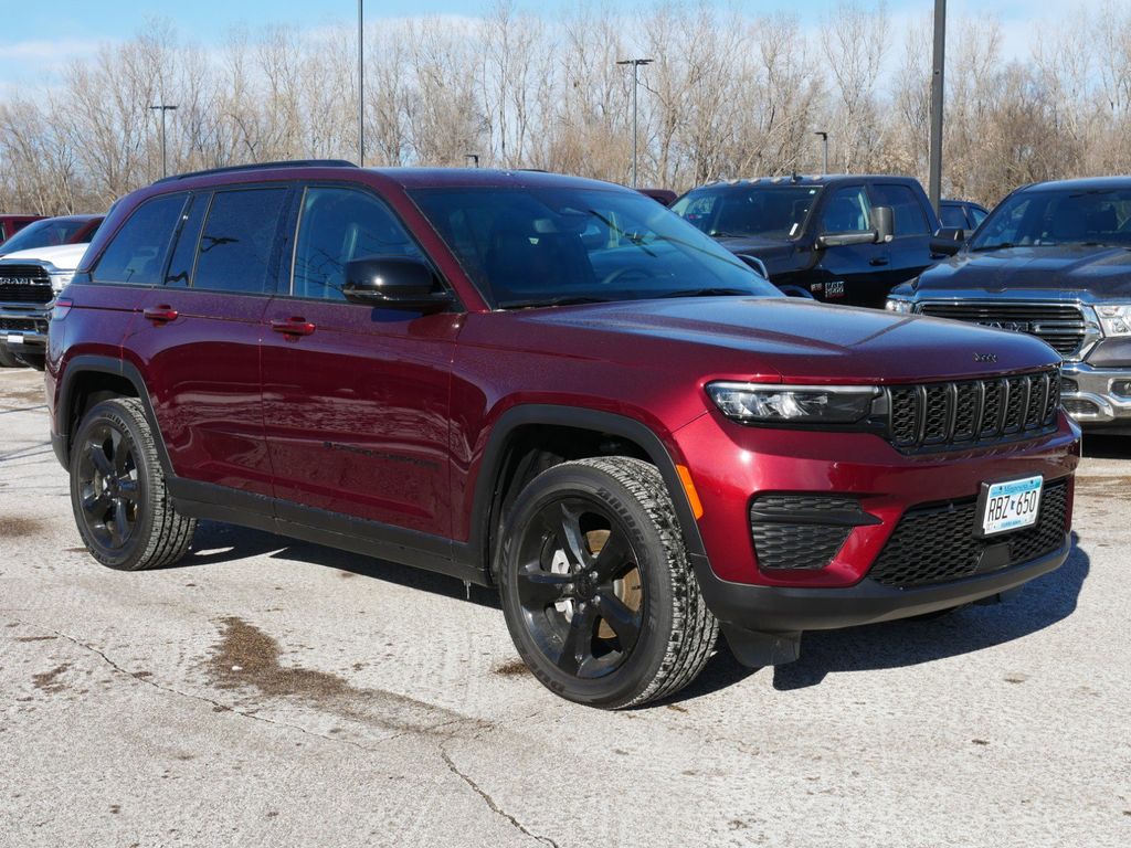 Thumbnail: 2024 Jeep Grand Cherokee - 2