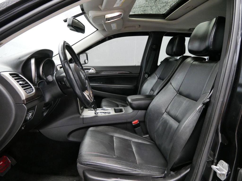 2012 Jeep Grand Cherokee Laredo 3