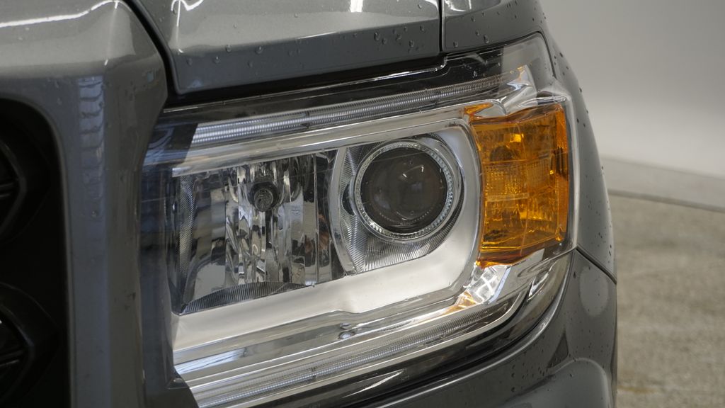 Thumbnail: 2020 GMC Canyon - 18