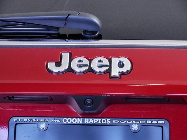2024 Jeep Compass Latitude 12