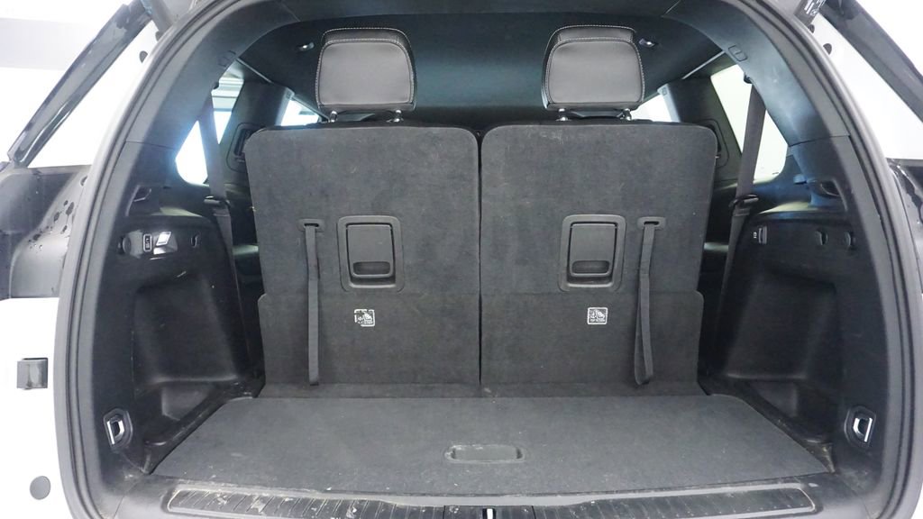 Thumbnail: 2023 Jeep Grand Cherokee L - 12