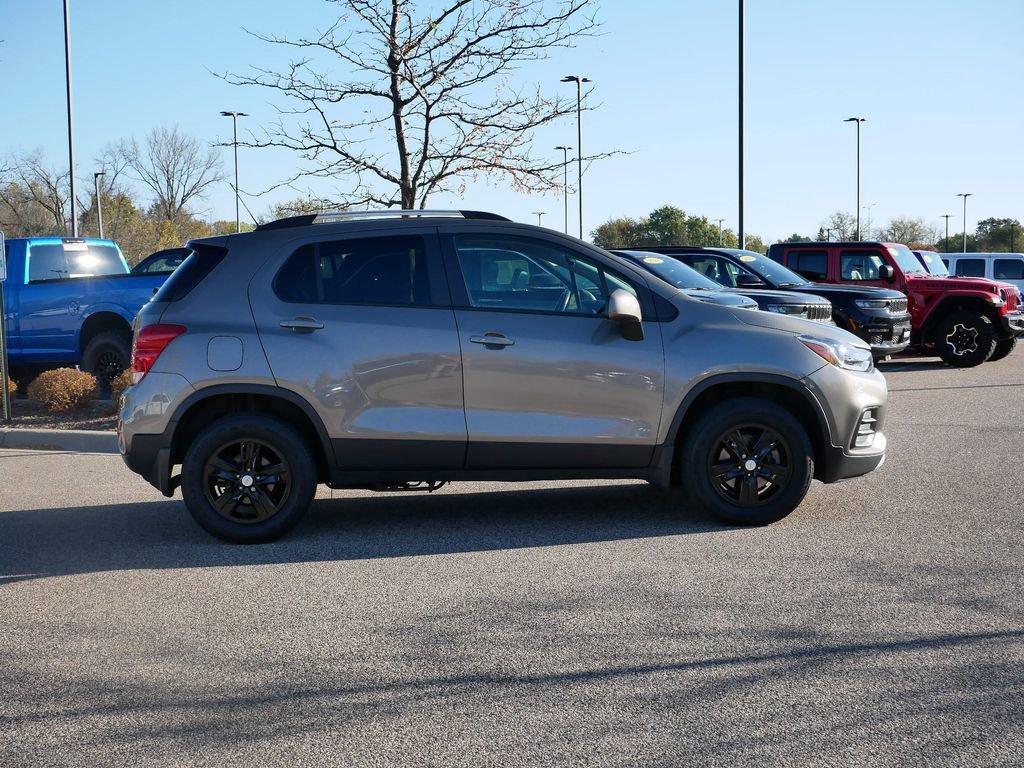 Thumbnail: 2022 Chevrolet Trax - 41