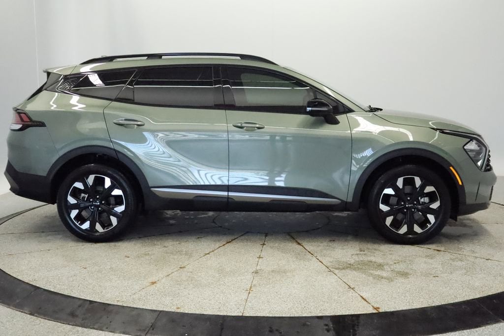 Thumbnail: 2023 Kia Sportage - 8