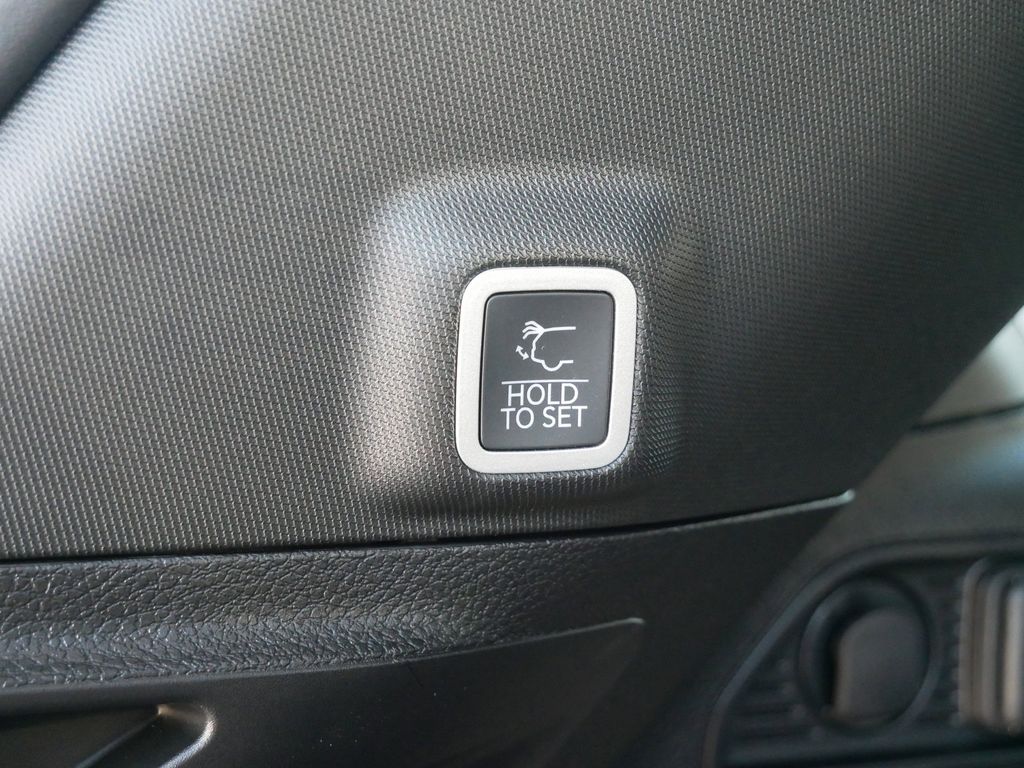 Thumbnail: 2025 Jeep Grand Cherokee - 27